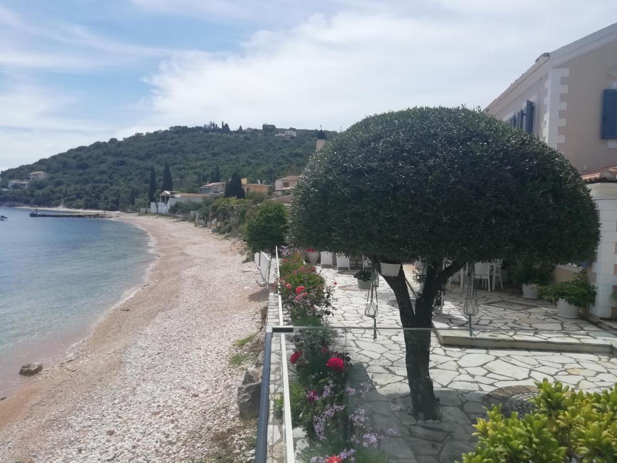 Imerolia Beach Villa Kassiopi Corfu Exteriör bild