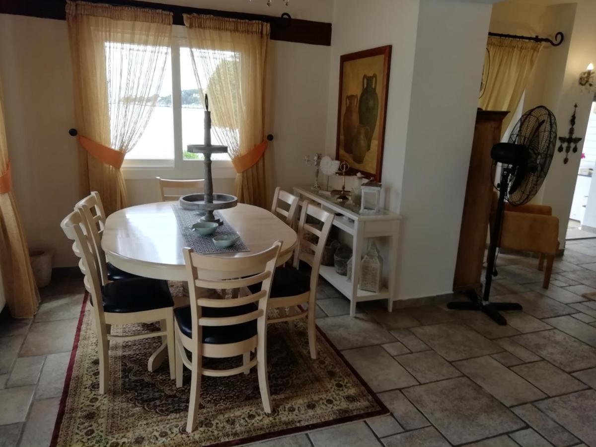 Imerolia Beach Villa Kassiopi Corfu Exteriör bild