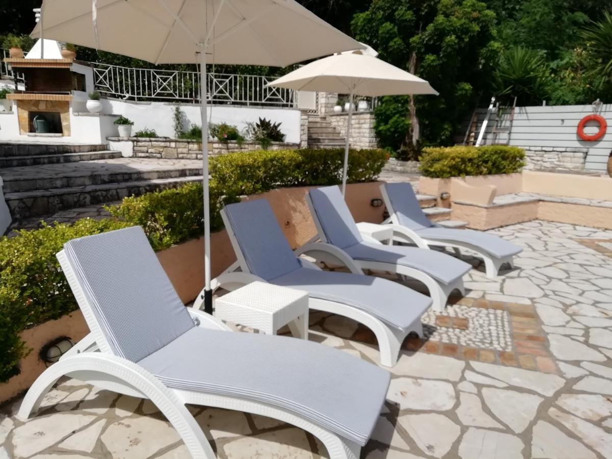 Imerolia Beach Villa Kassiopi Corfu Exteriör bild