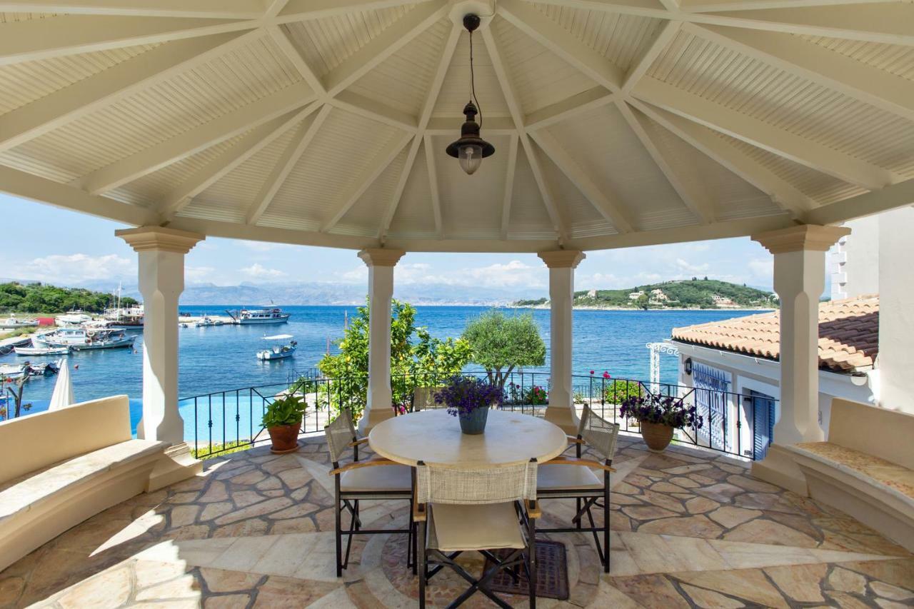 Imerolia Beach Villa Kassiopi Corfu Exteriör bild